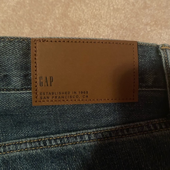 GAP men’s relaxed jeans. - Picture 3 of 3